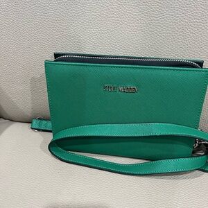 Steve Madden Vibrant Green Crossbody Bag